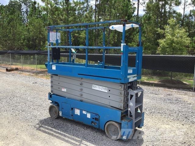 Genie GS-3232 Scissor Lifts
