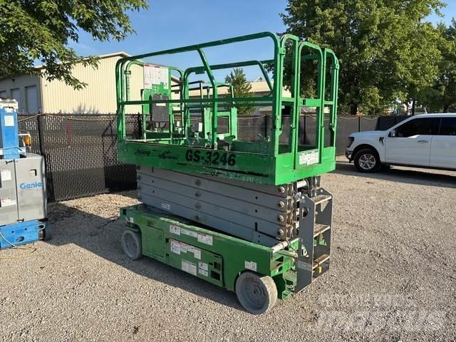 Genie GS-3246 Scissor Lifts