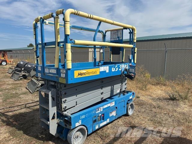 Genie GS-3246 Scissor Lifts