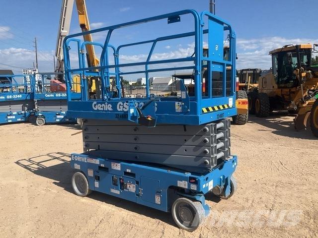 Genie GS-3246 Scissor Lifts