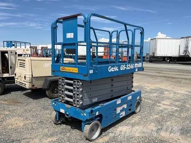 Genie GS-3246 Scissor Lifts