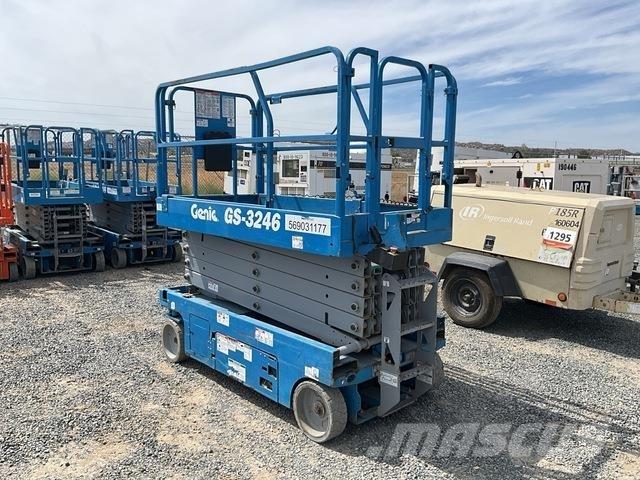 Genie GS-3246 Scissor Lifts