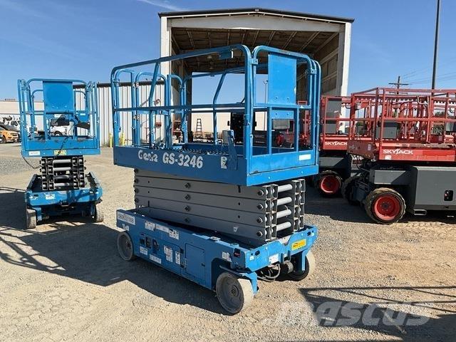 Genie GS-3246 Scissor Lifts