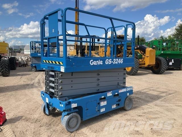 Genie GS-3246 Scissor lifts