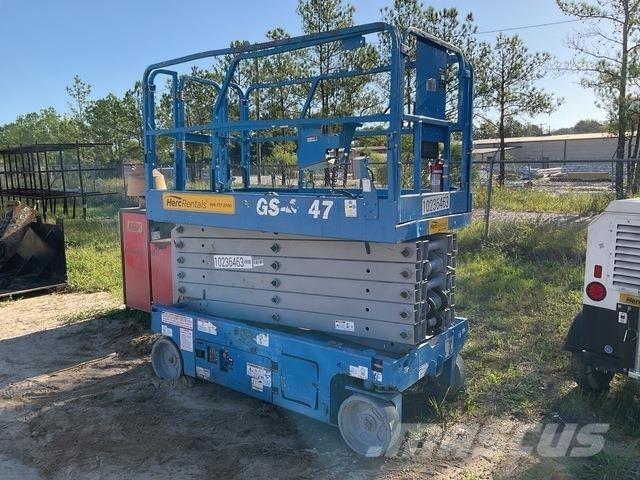 Genie GS-4047 Scissor Lifts
