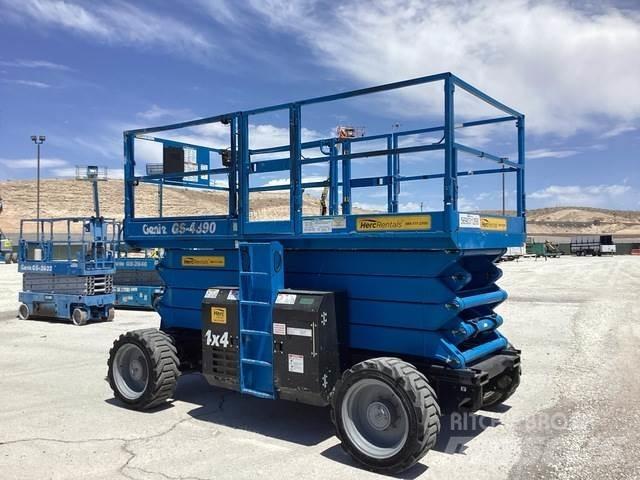 Genie GS-4390 Scissor Lifts