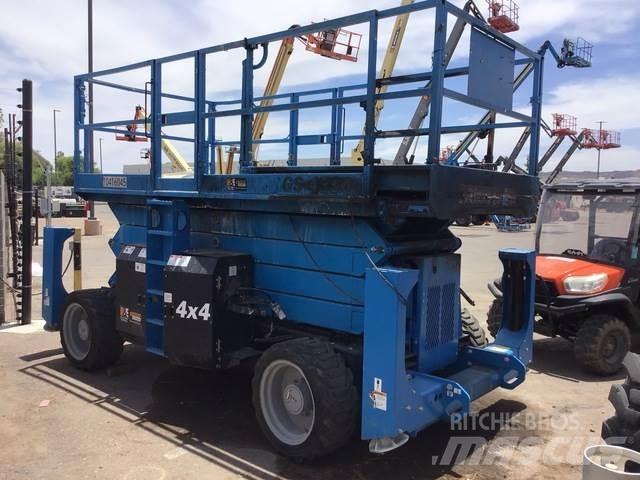 Genie GS-4390 Scissor Lifts