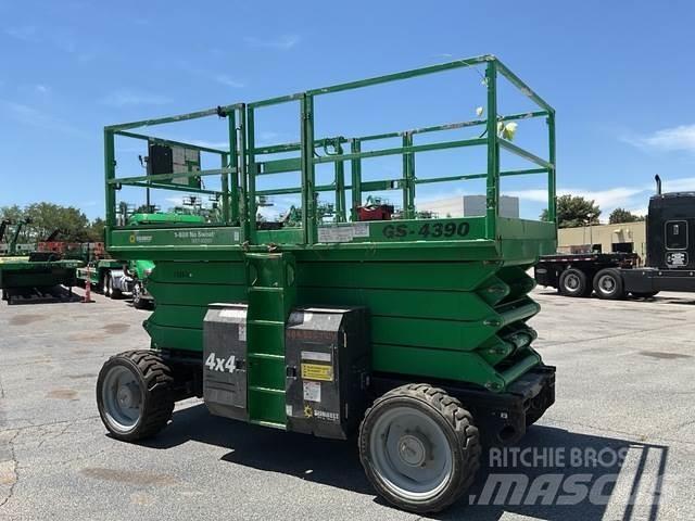 Genie GS-4390 Scissor Lifts