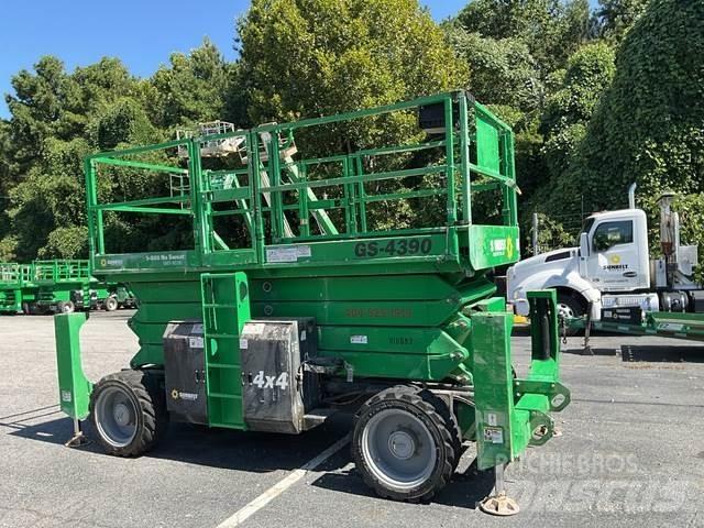Genie GS-4390 Scissor Lifts