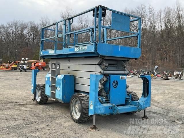 Genie GS-5390 Scissor Lifts