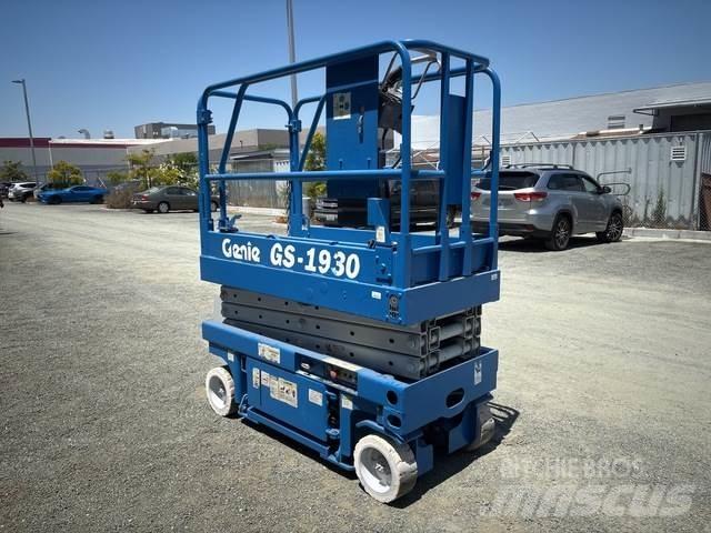 Genie GS1930 Scissor Lifts