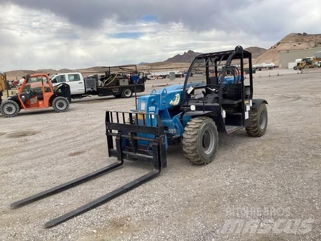 Genie GTH-5519 Telescopic Handlers