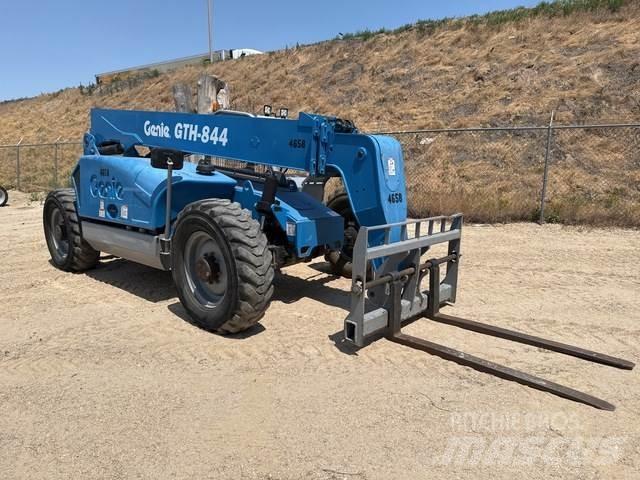 Genie GTH-844 Telescopic Handlers