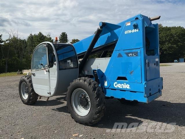 Genie GTH-844 Telescopic Handlers