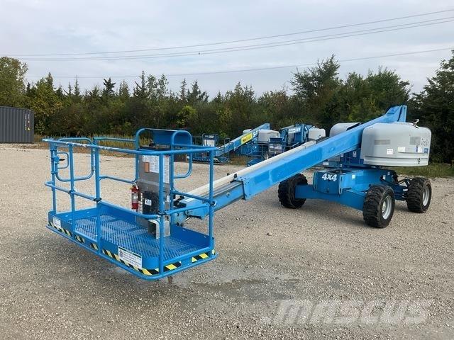 Genie S-40 Telescopic boom lifts