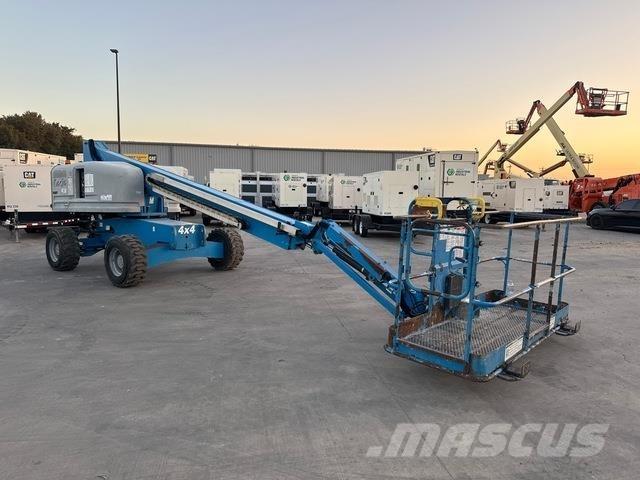 Genie S-45 Telescopic boom lifts