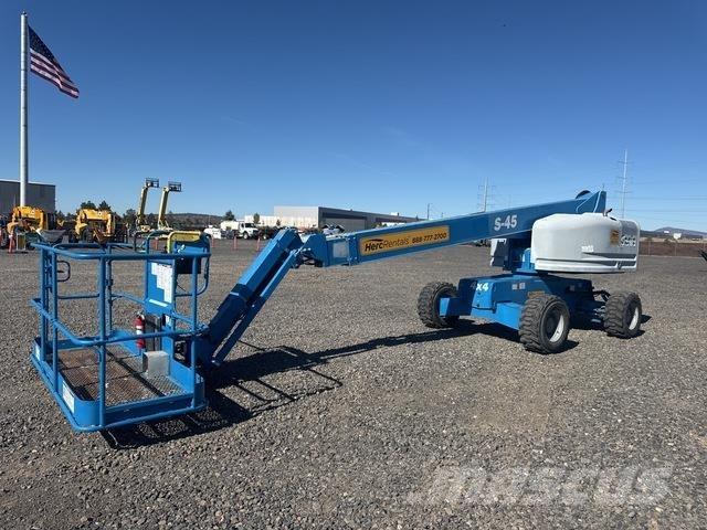 Genie S-45 Telescopic boom lifts