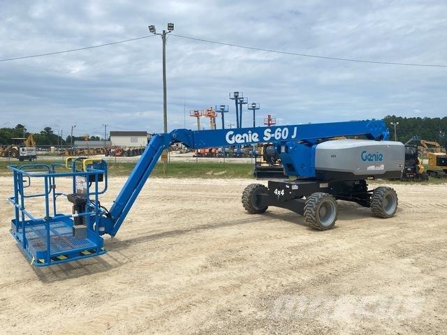 Genie S-60J Telescopic boom lifts