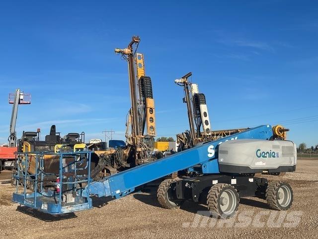 Genie S-60X Telescopic boom lifts