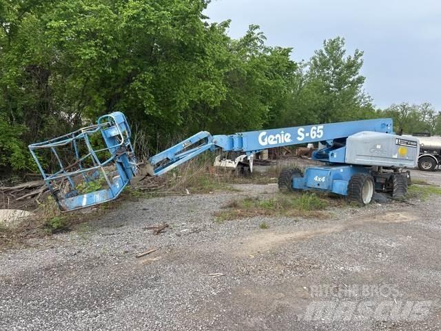 Genie S-65 Other