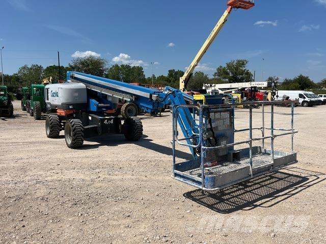 Genie S-65 Telescopic boom lifts
