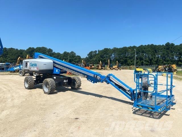 Genie S-65XC Telescopic boom lifts