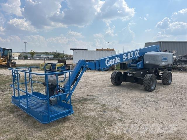 Genie S-65XC Telescopic boom lifts