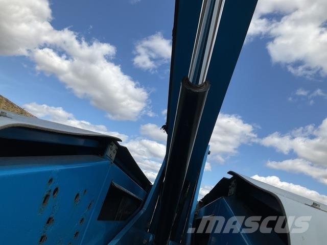 Genie S45 Telescopic boom lifts