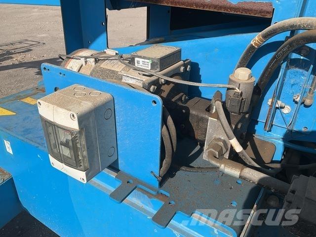 Genie S45 Telescopic boom lifts