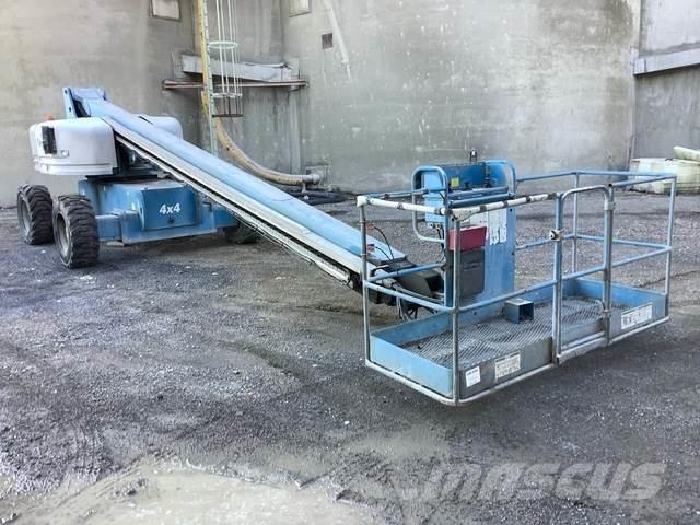 Genie S80 Telescopic boom lifts