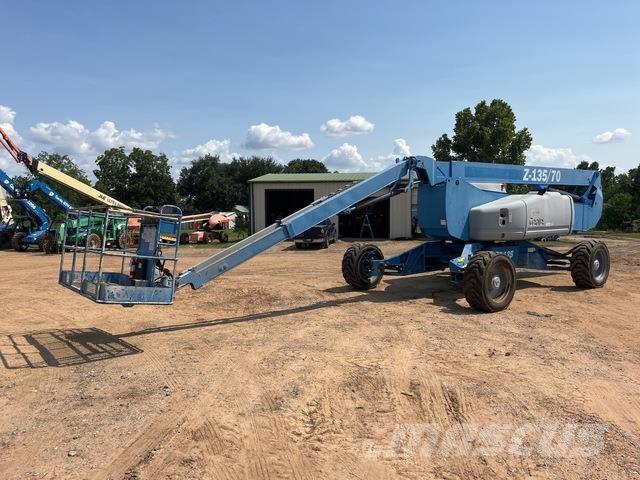 Genie Z-135 Articulated boom lifts