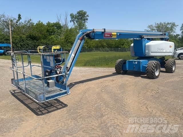 Genie Z-80 Articulated boom lifts