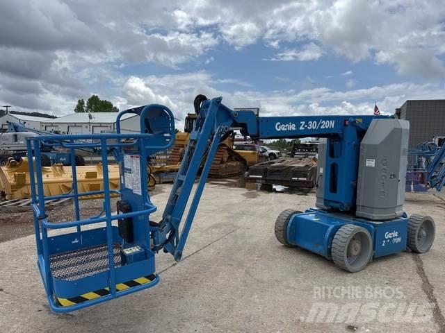Genie Z30/20N Articulated boom lifts