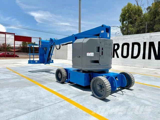 Genie Z34/22N Articulated boom lifts