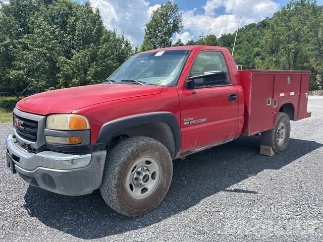 GMC 2500HD Pickup Trucks