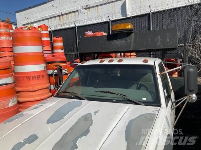 GMC 3500 Flatbed Trucks
