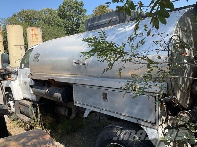 GMC 7500 Concrete trucks