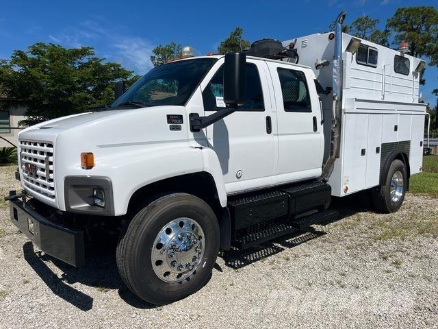 GMC C7500 Work Trucks / Municipal