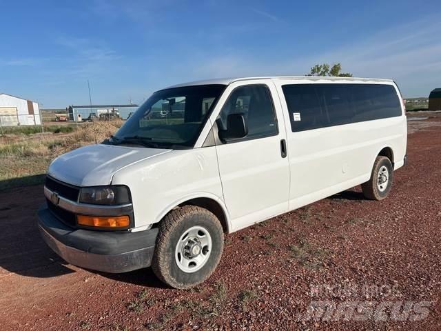 GMC Express Automobiles / SUVS