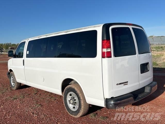 GMC Express Automobiles / SUVS