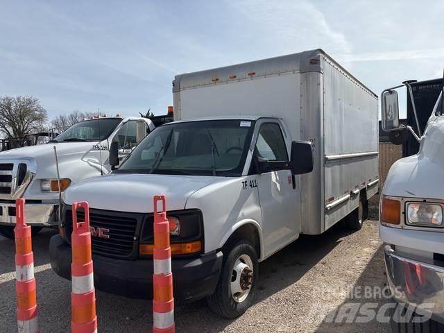 GMC Savana Box trucks