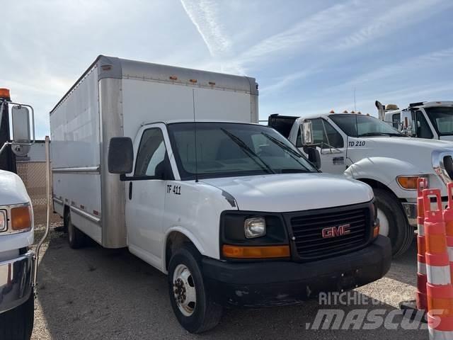 GMC Savana Box trucks