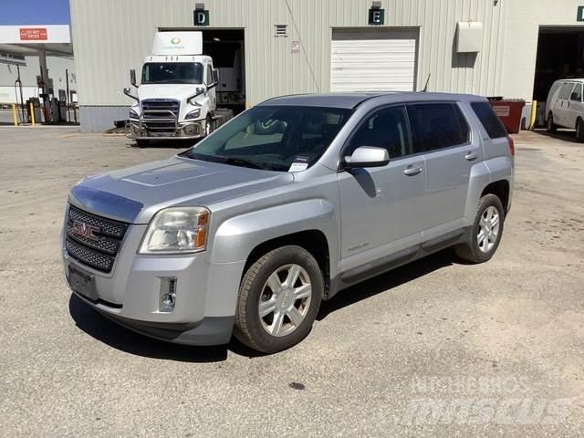 GMC Terrain Automobiles / SUVS