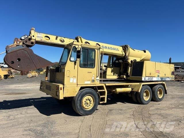Gradall XL4100 Wheeled excavators
