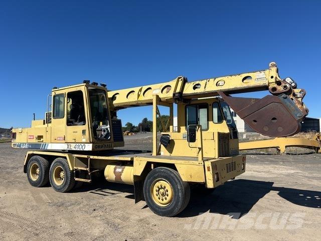Gradall XL4100 Wheeled excavators