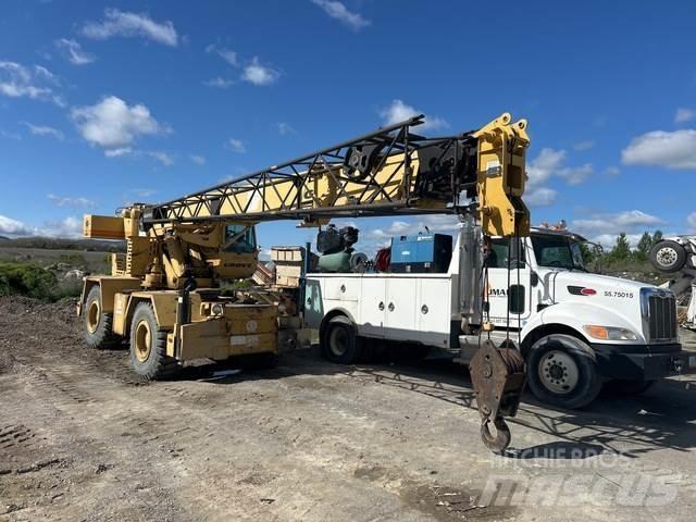 Grove RT-528C Rough Terrain Cranes