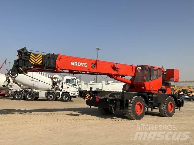 Grove RT530DXL Rough Terrain Cranes