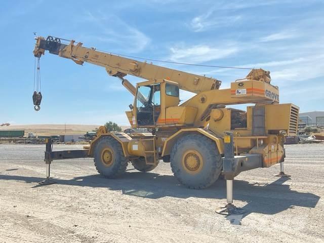 Grove RT625 Rough Terrain Cranes