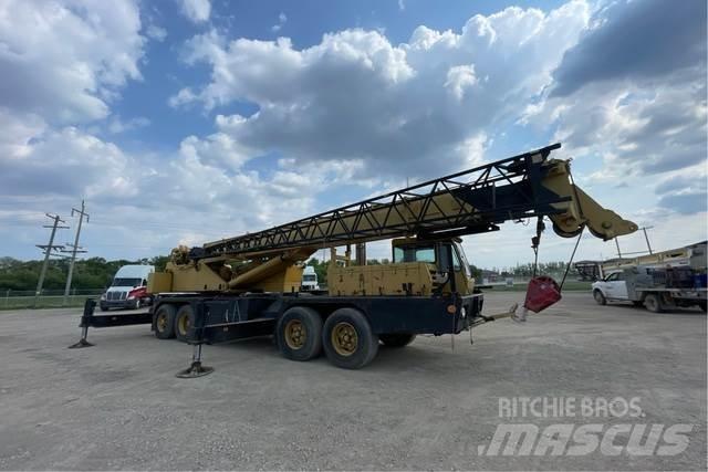 Grove TMS-300B Crawler Cranes