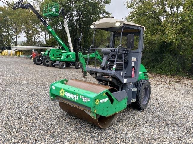 Hamm H-5i Single drum rollers